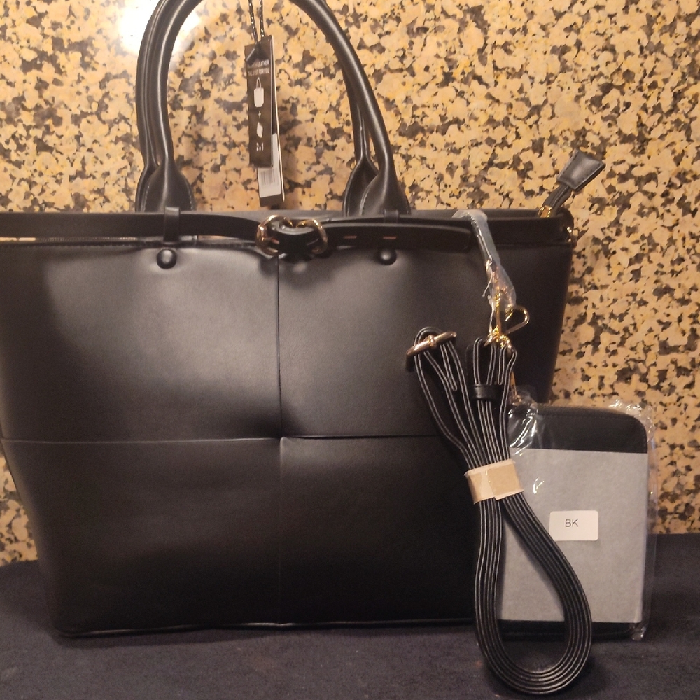 Chic Black Leather Tote Bag